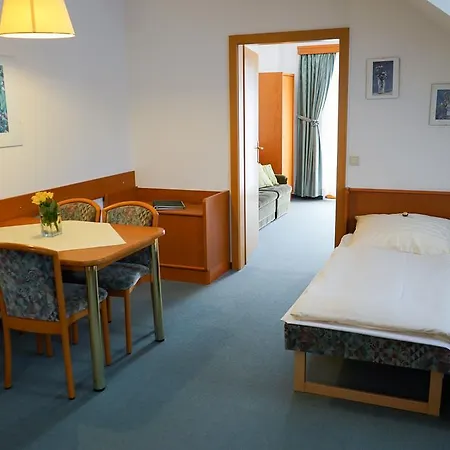 Besser 招待所 巴德艾森卡珀尔