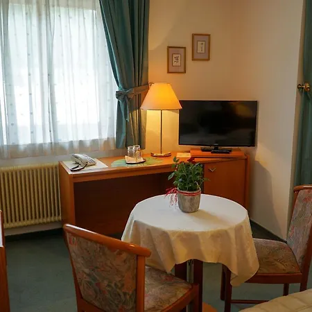 Besser بيت ضيافة باد ايزينكابيل